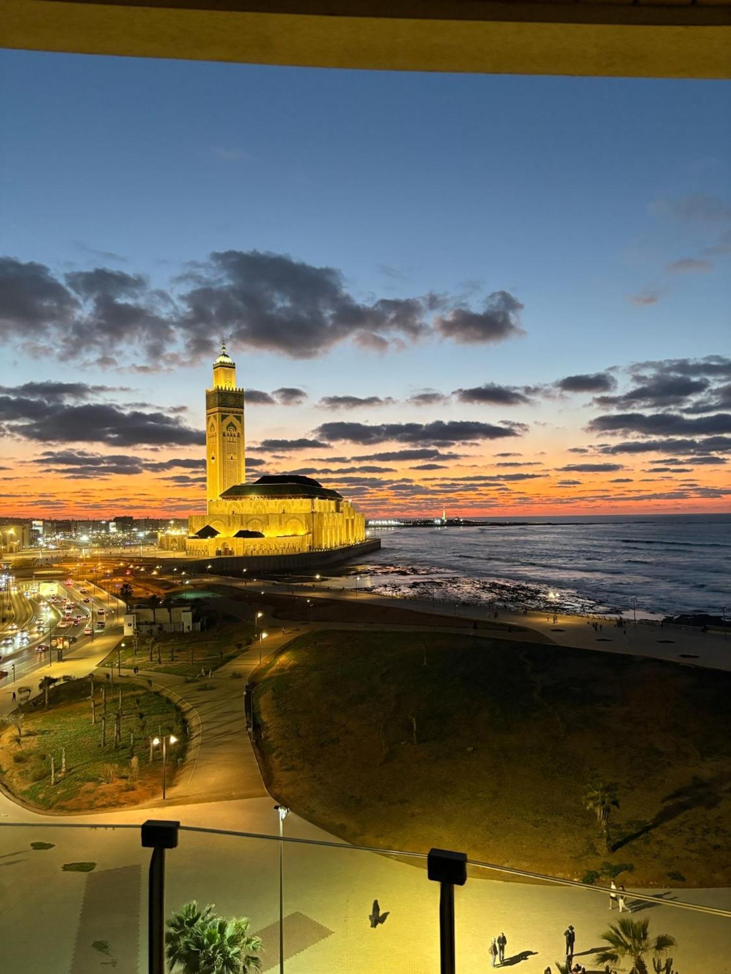 Apartmán Marina Casa Del Mar - Amazing Sea & Mosque Views Casablanca Exteriér fotografie